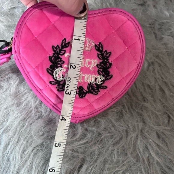 Juicy Couture pink fuzzy heart-shaped coin purse / wallet NWT - Picture 5 of 6